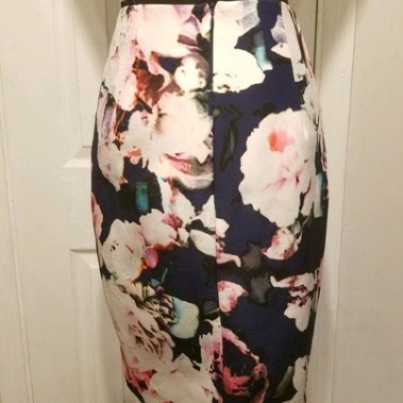 ASOS Finders Keepers Flora Pencil Skirt - Picture 5 of 9